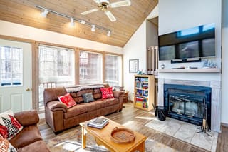 Living room with winter theme